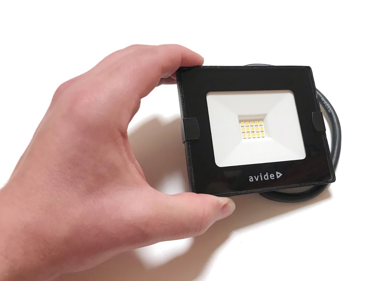 Led reflektor super SLIM 10W 4000K černý